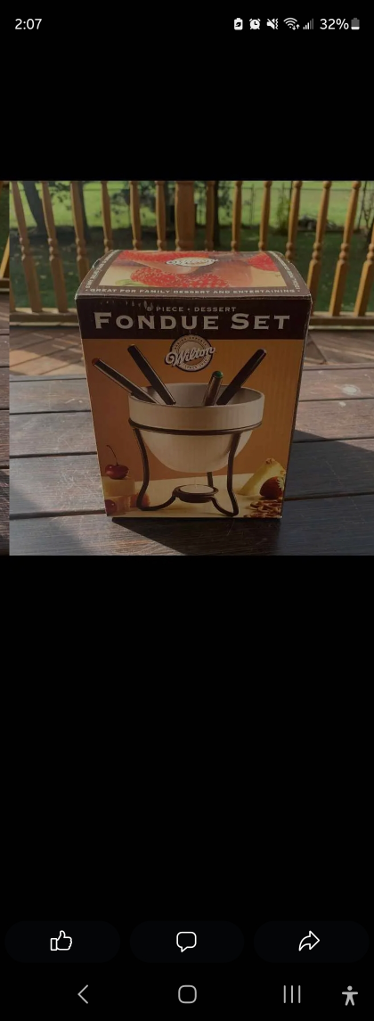 Kitchen garage moving sale image indicator(2)