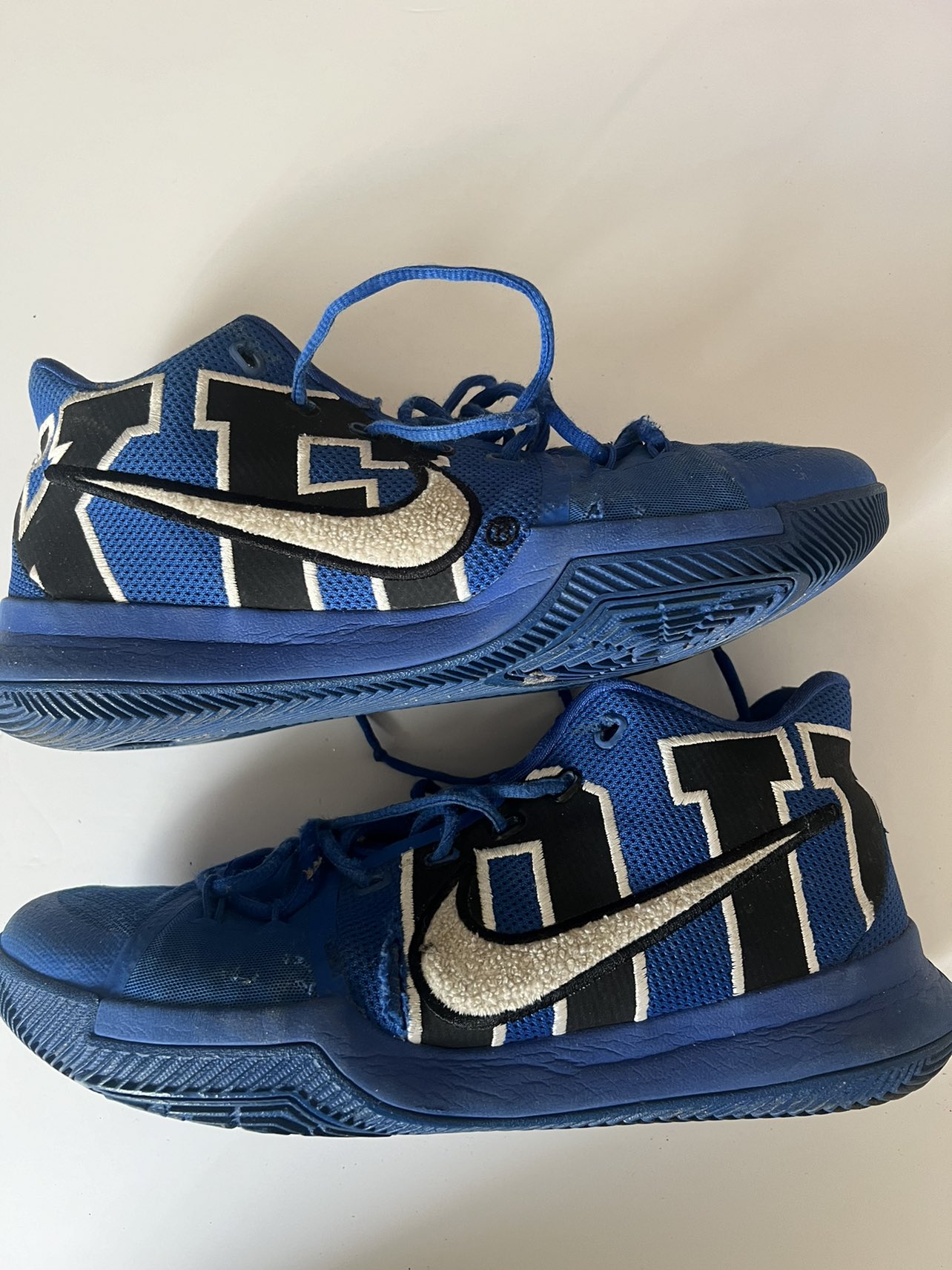 Kyrie 3 Duke Size 10