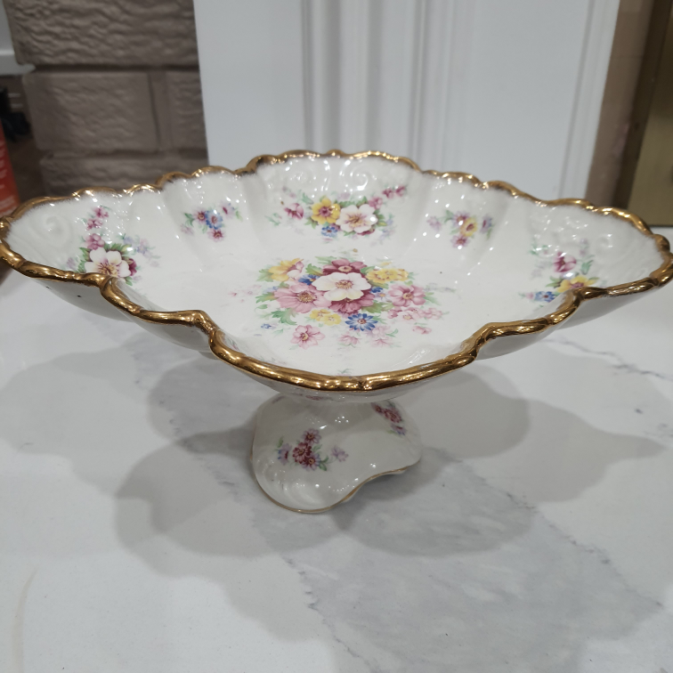 Antique English Porcelain Compote, 19th Century, - photo 2