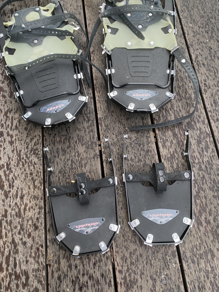 MSR lighting Ascent short snowshoes