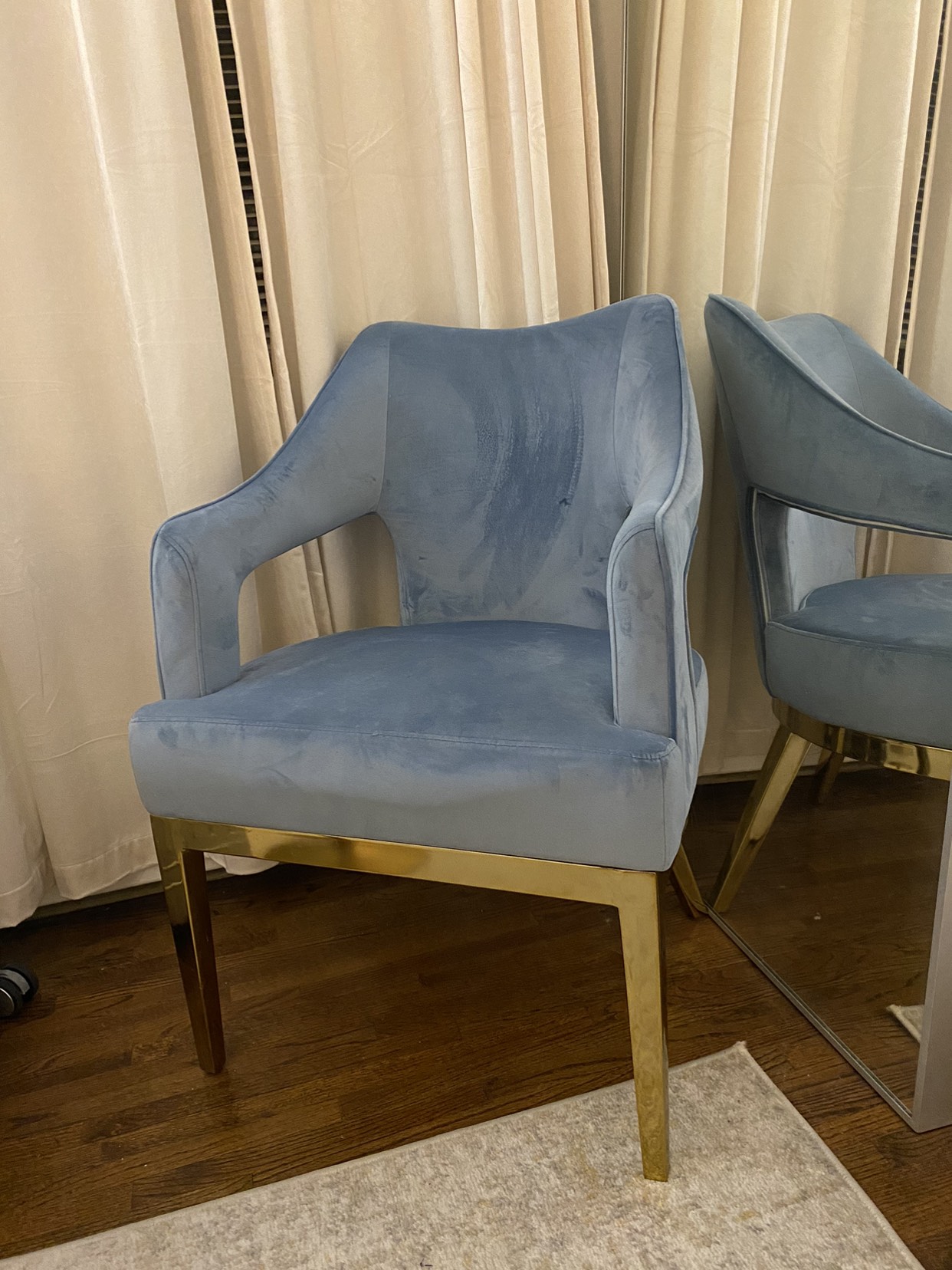 Velvet accent chair