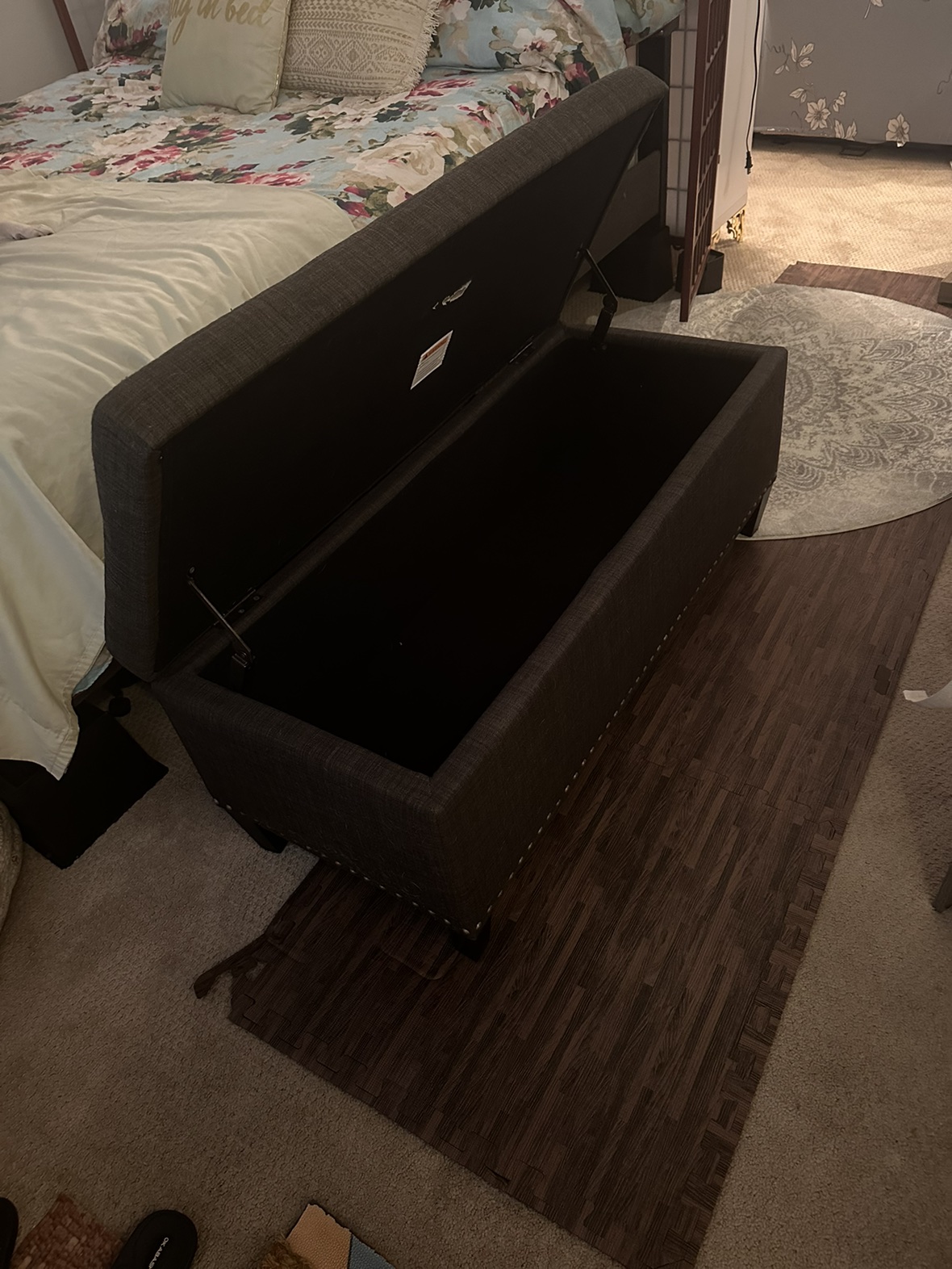 Storage bench/ottoman - photo 3