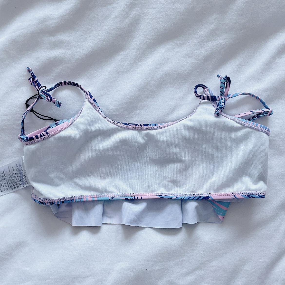 Hurley New with tags Bikini top youth size large 12-13Y image indicator(6)