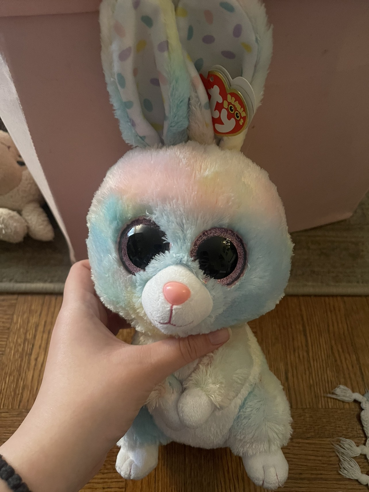 4 beanie medium sized image indicator(4)