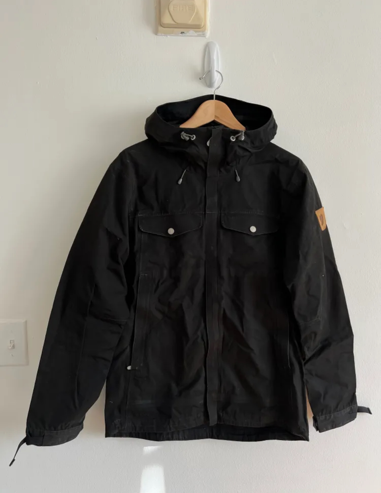 Black Fjall raven shell coat