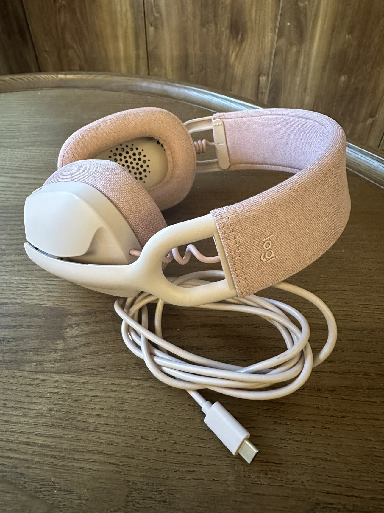 Logitech Headphones image indicator(4)