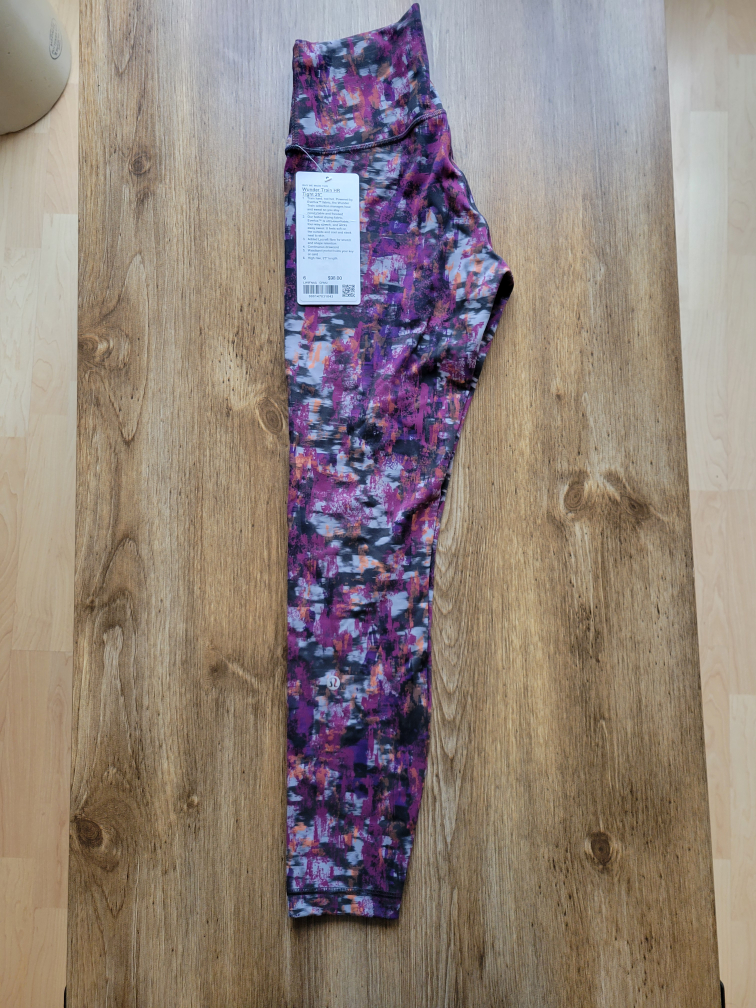 Lululemon Wunder Train 25" Yoga Pants thumbnail