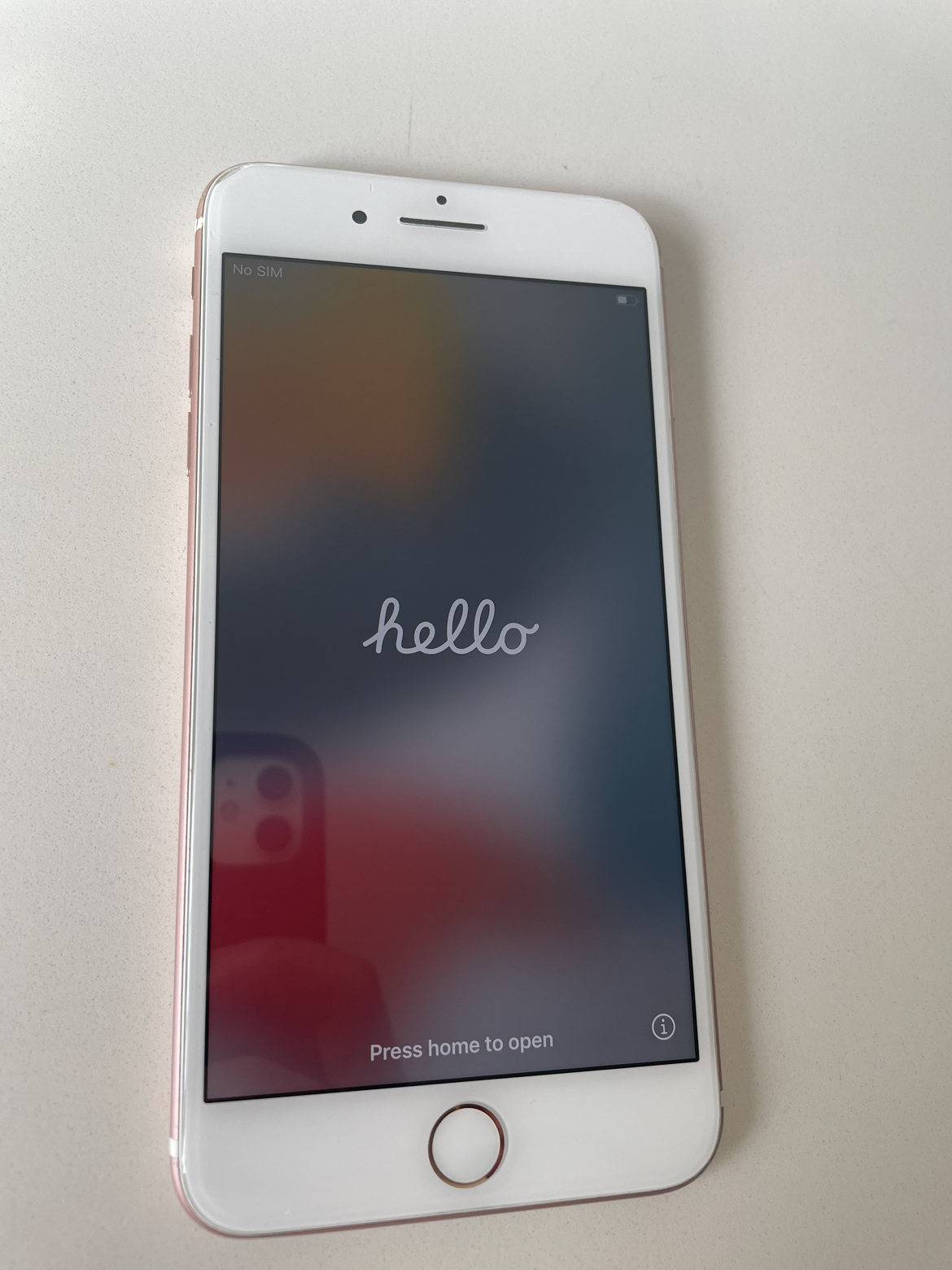 iPhone 7 - photo 2
