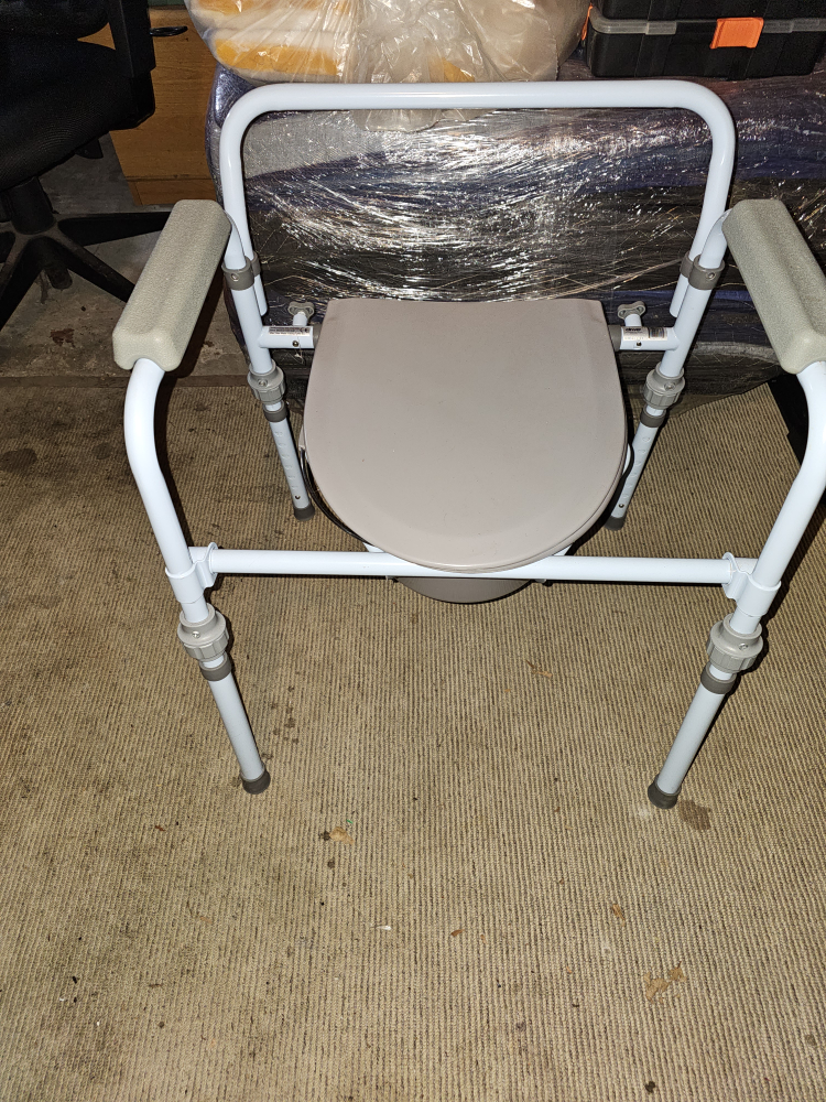 portable toilet for seniors thumbnail