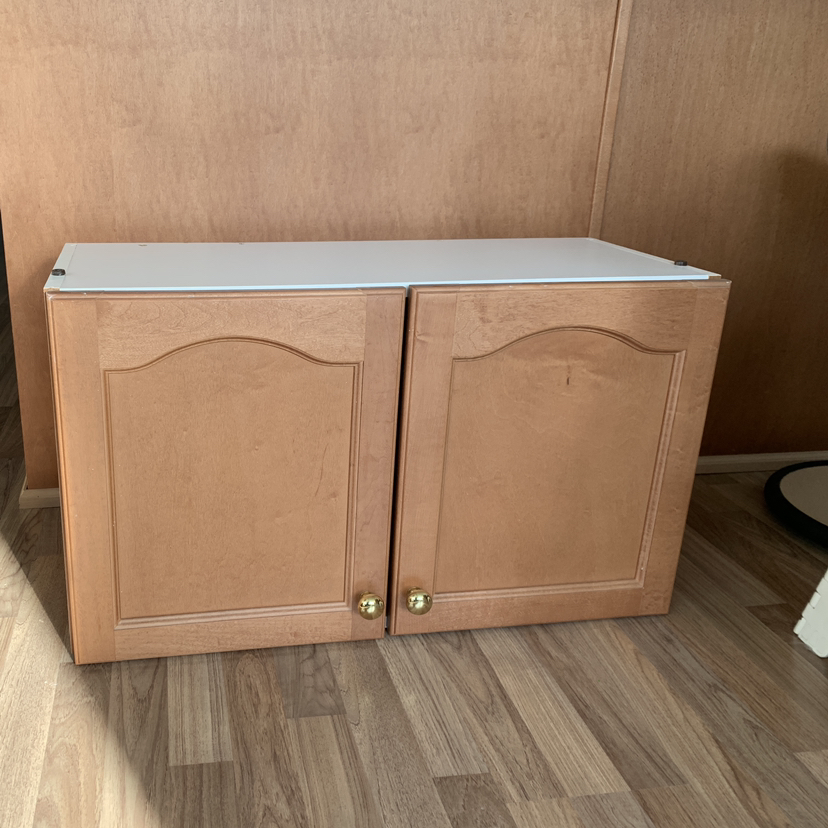 Kitchen wall cabinet