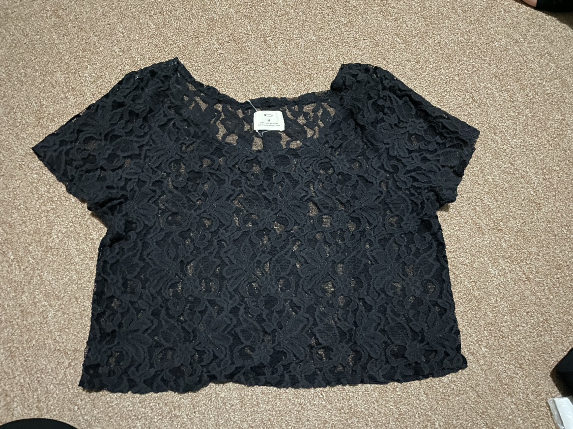 Fun lace shirts in black and green. Size M