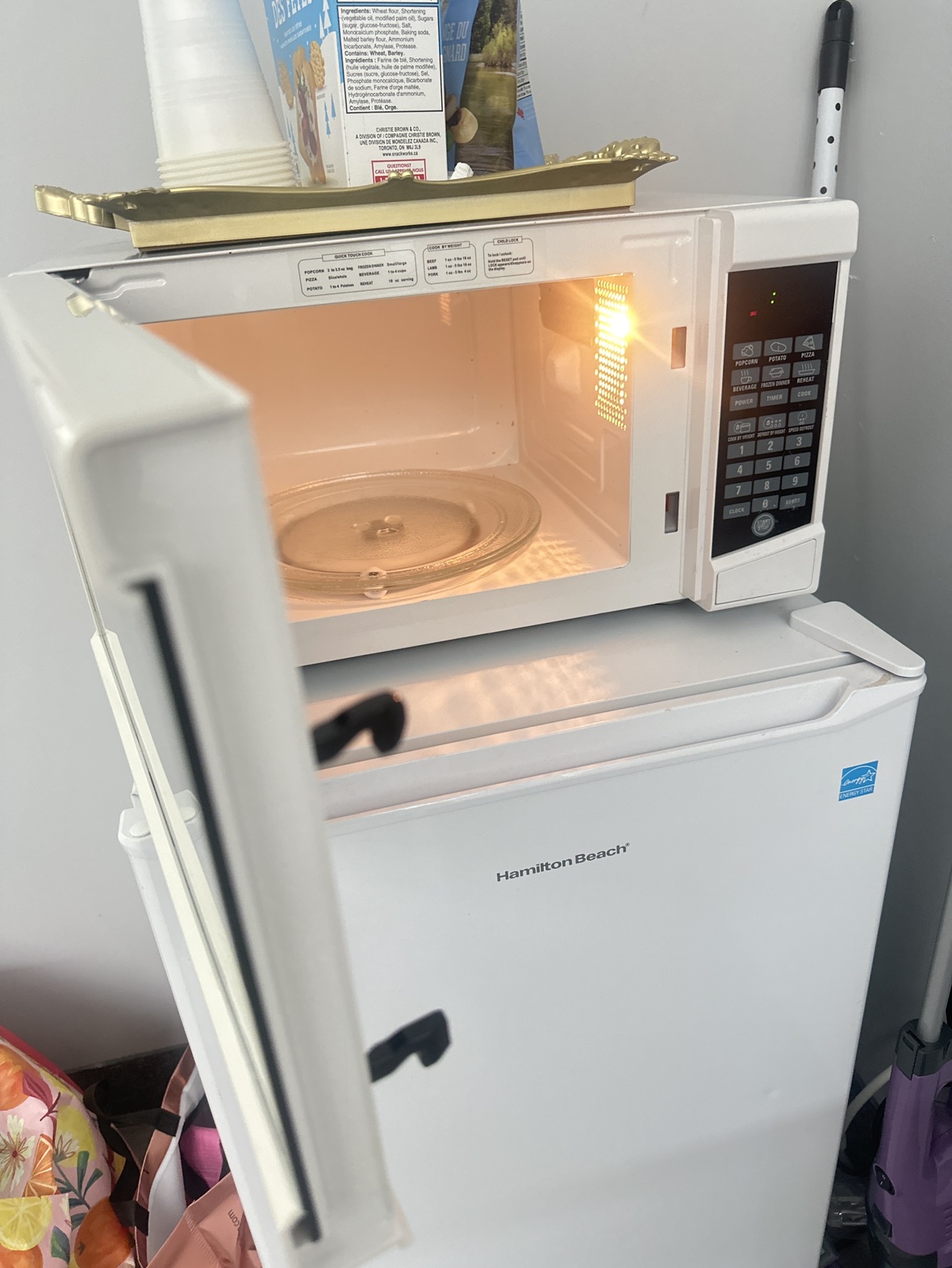RCA Microwave - photo 2