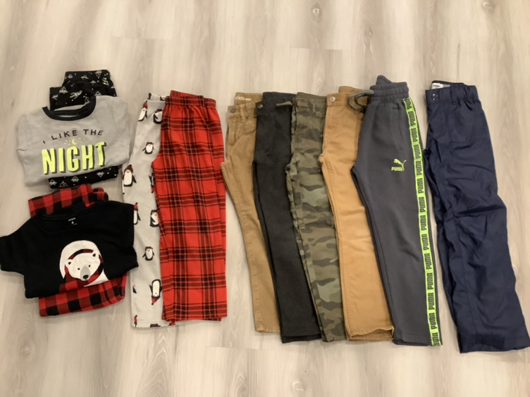 6T winter clothes lot -23 pieces for all your needs thumbnail