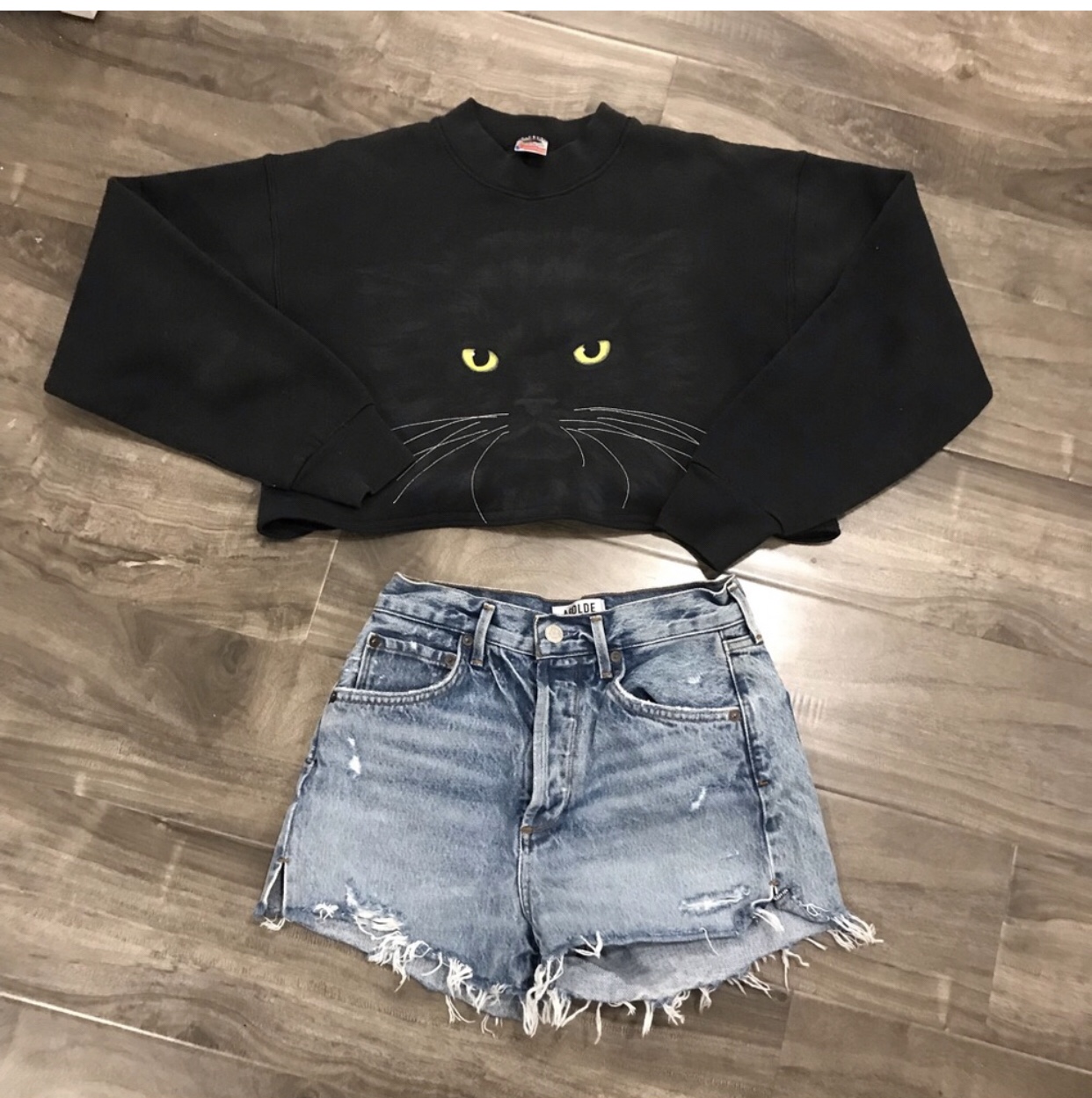 Fruit of the loom black cat cropped sweatshirt - med thumbnail