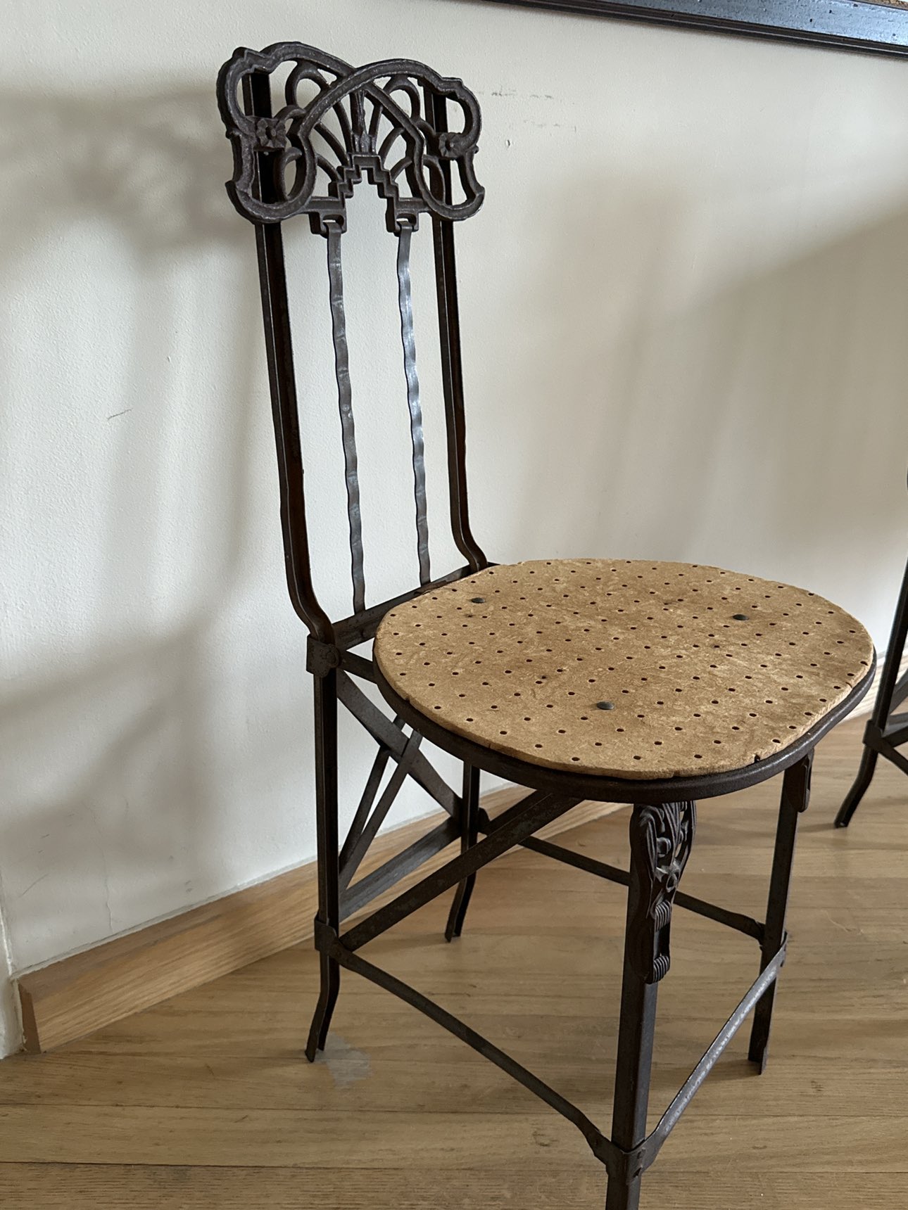 Two Metal folding chairs - French? - photo 2
