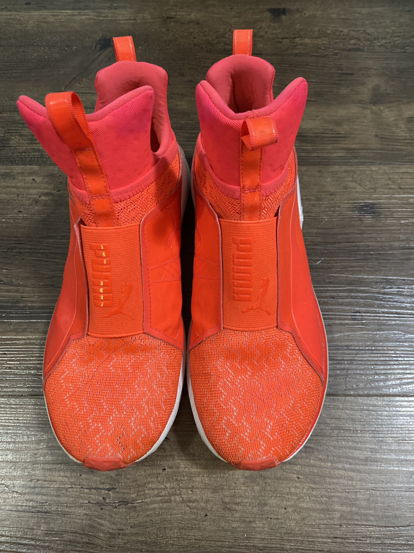 Puma Sneakers in Neon Orange