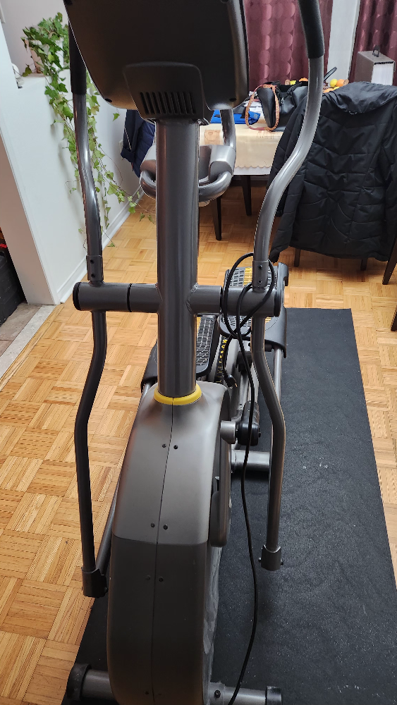 Livestrong Eliptical for sale image indicator(2)