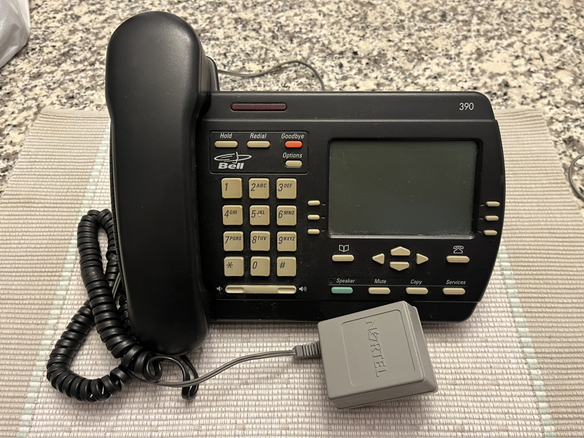 NORTEL Vista 390 Corded Telephone