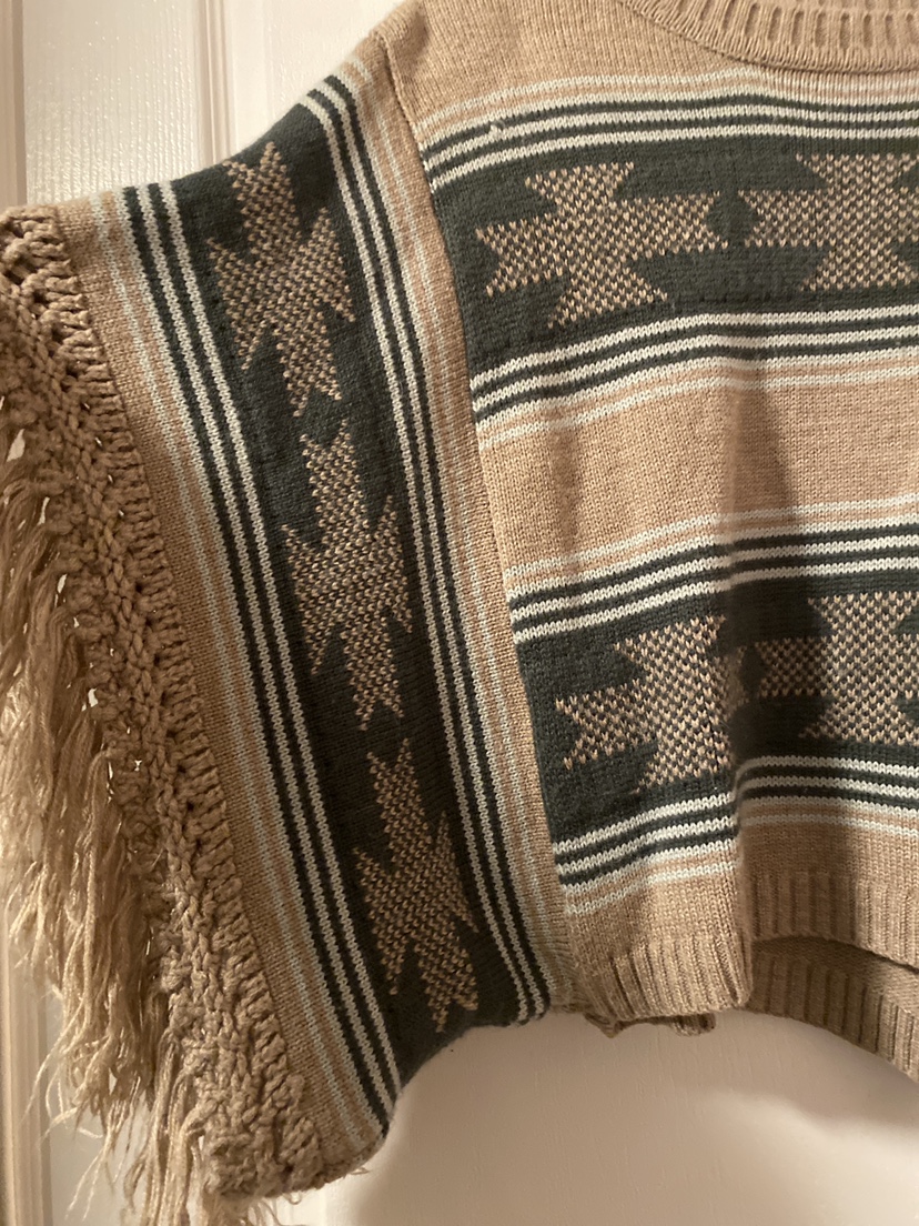 Cozy Knitted Poncho (Size Small) image indicator(2)