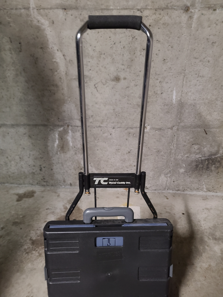 Travel caddy Inc. dolly w/ Staples collapsible case image indicator(5)