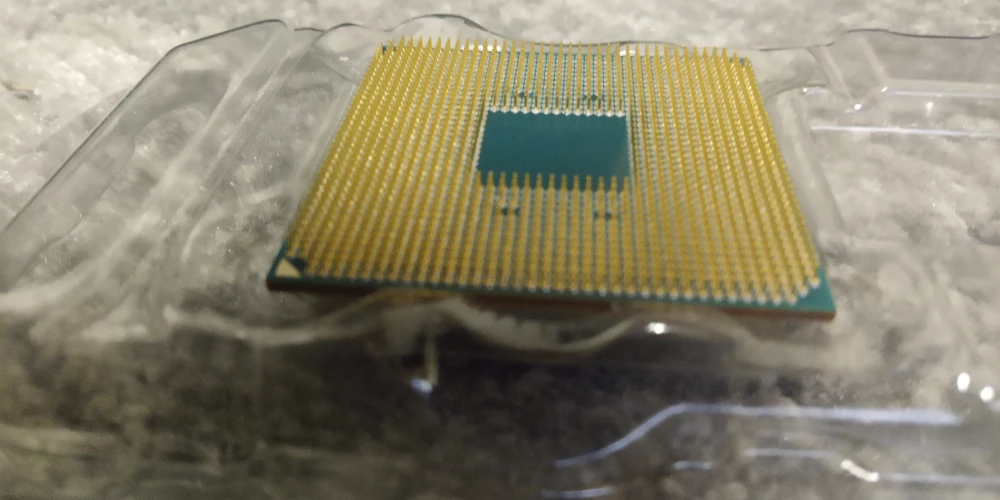 Ryzen 5 1600 CPU with Cooler - Like-New, $50 Firm - Quick Sale! - photo 3