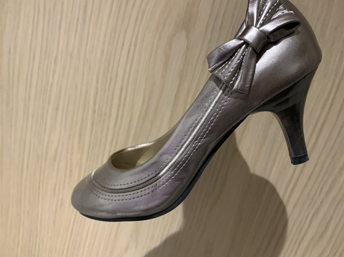 Dress Heels thumbnail