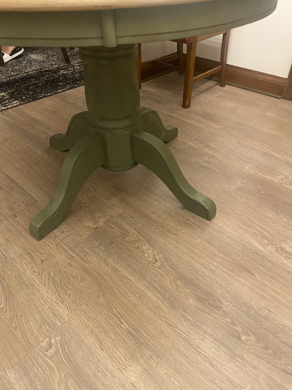 Round Extendable Wood Dining Table ( painted) - photo 4