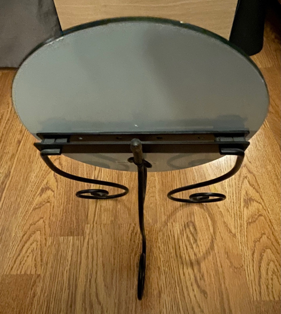 🎯 IKEA oval mirror - Myken - tilted on metal stand image indicator(3)