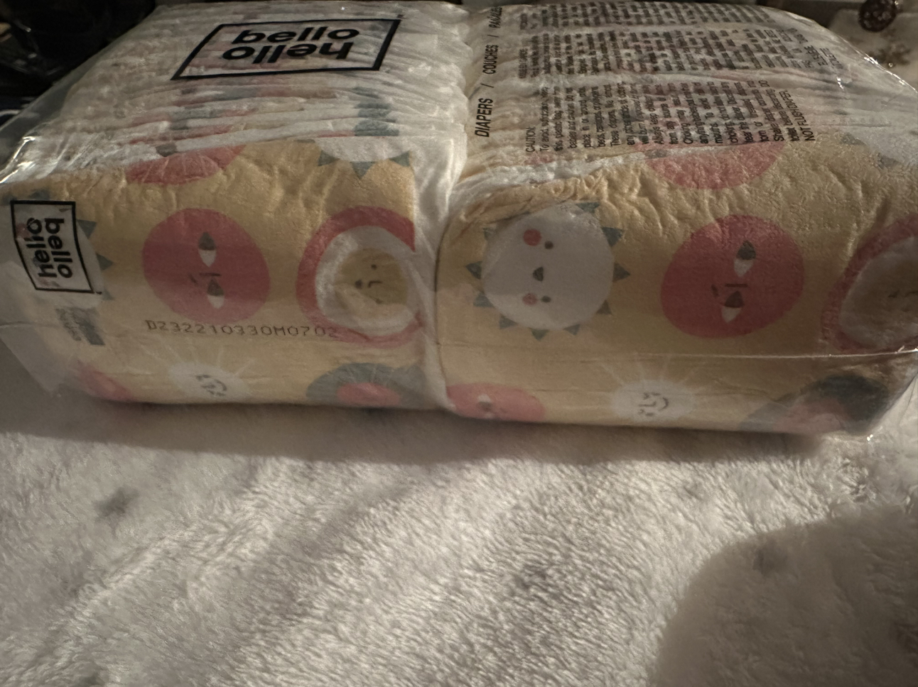 Hello bello newborn diapers -unopened pack of 48pcs - photo 2