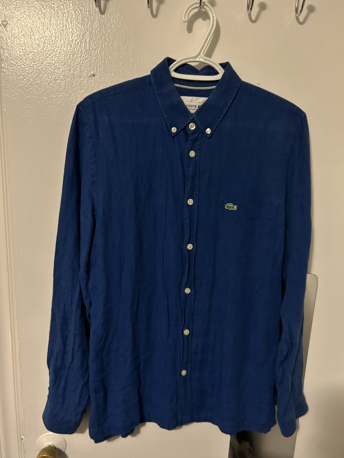 Lacoste men’s medium tops - closet sale image indicator(3)