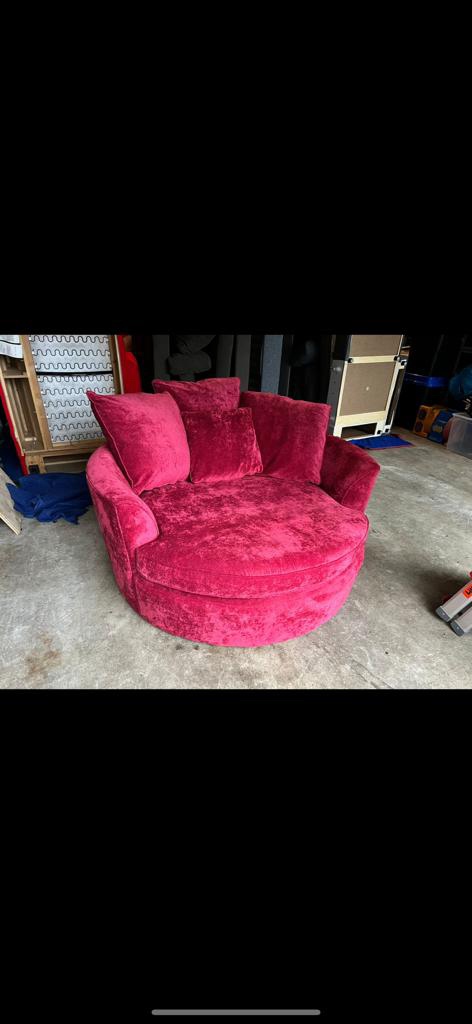Red Velvet Cuddle Couch thumbnail