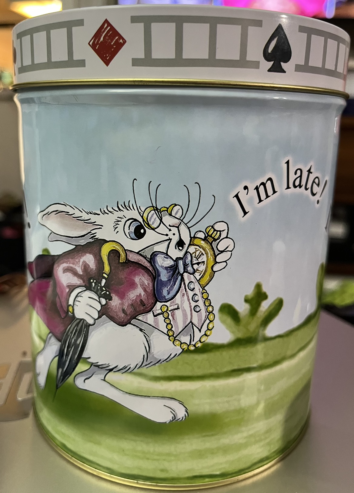 Alice in Wonderland Mug image indicator(3)