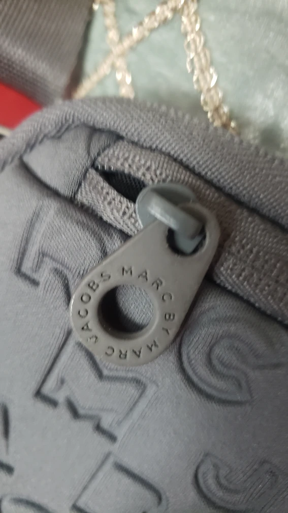 Laptop bag image indicator(2)