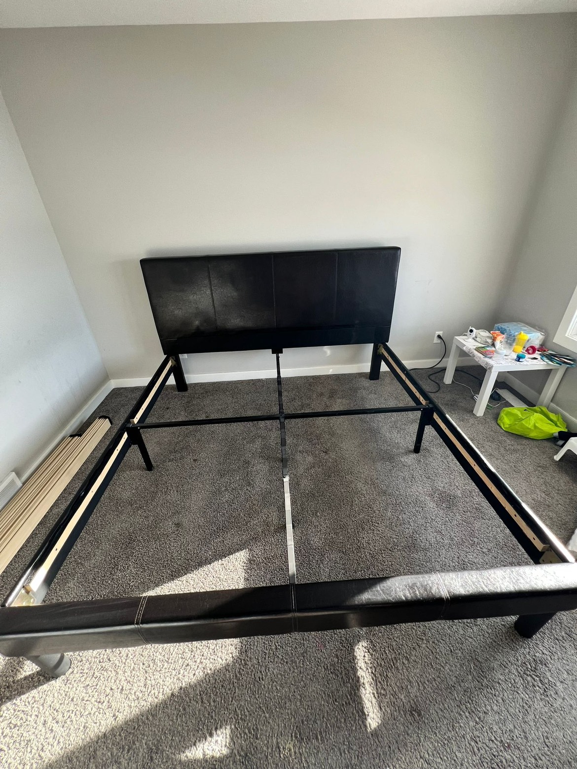 King bed frame - photo 5