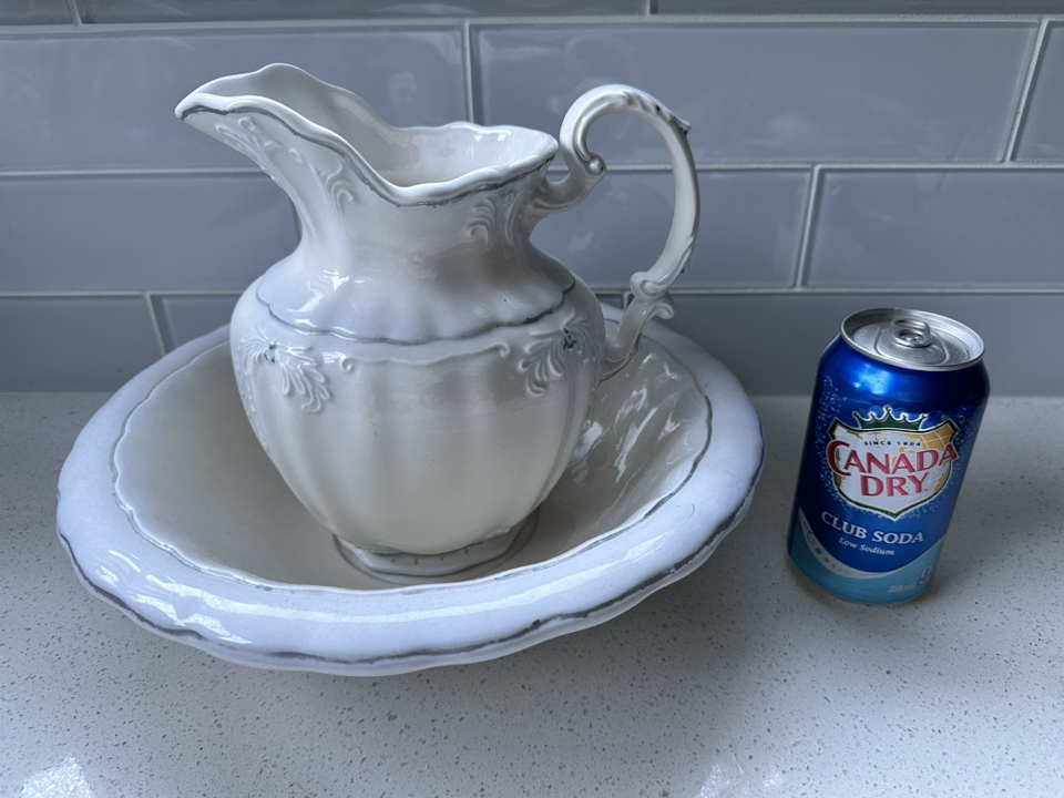 Wash pitcher set