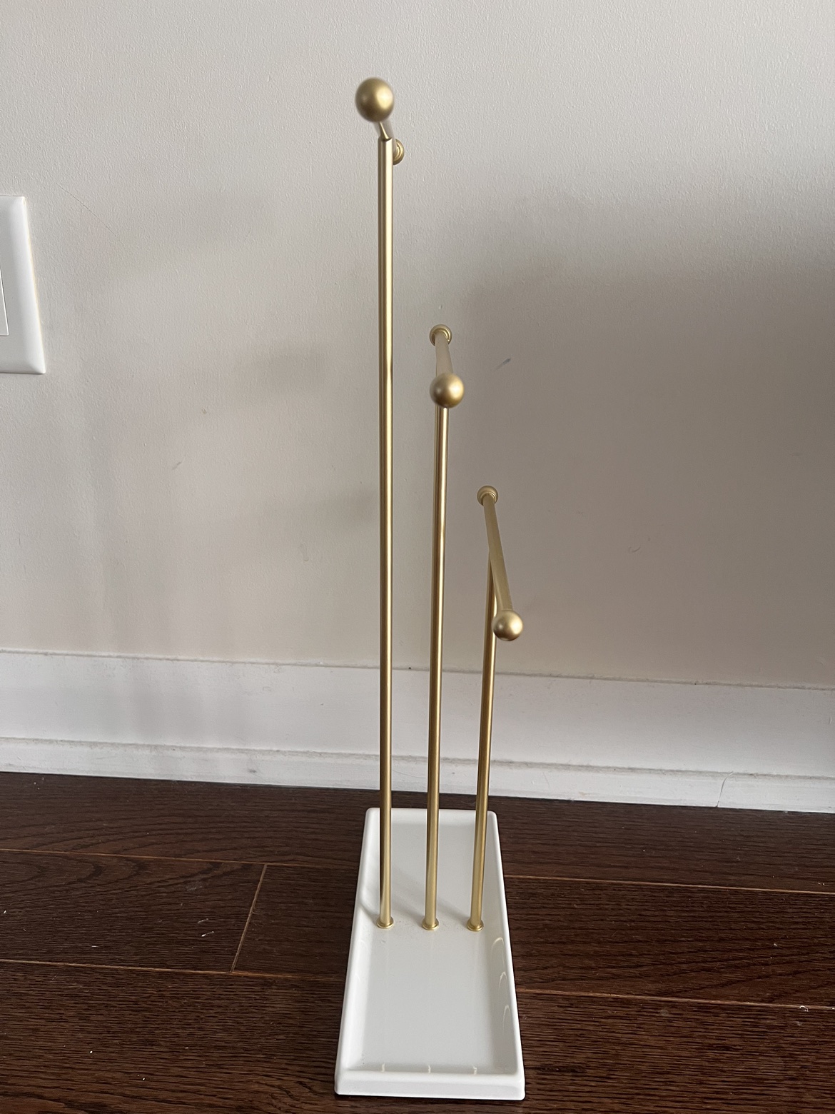 UMBRA Jewelry Stand image indicator(2)