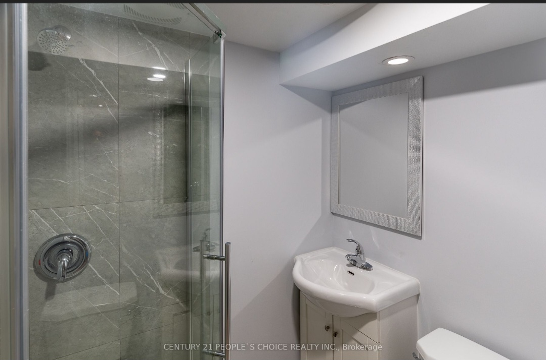 Studio Basement with Separate Washroom & Kitchen - photo 3