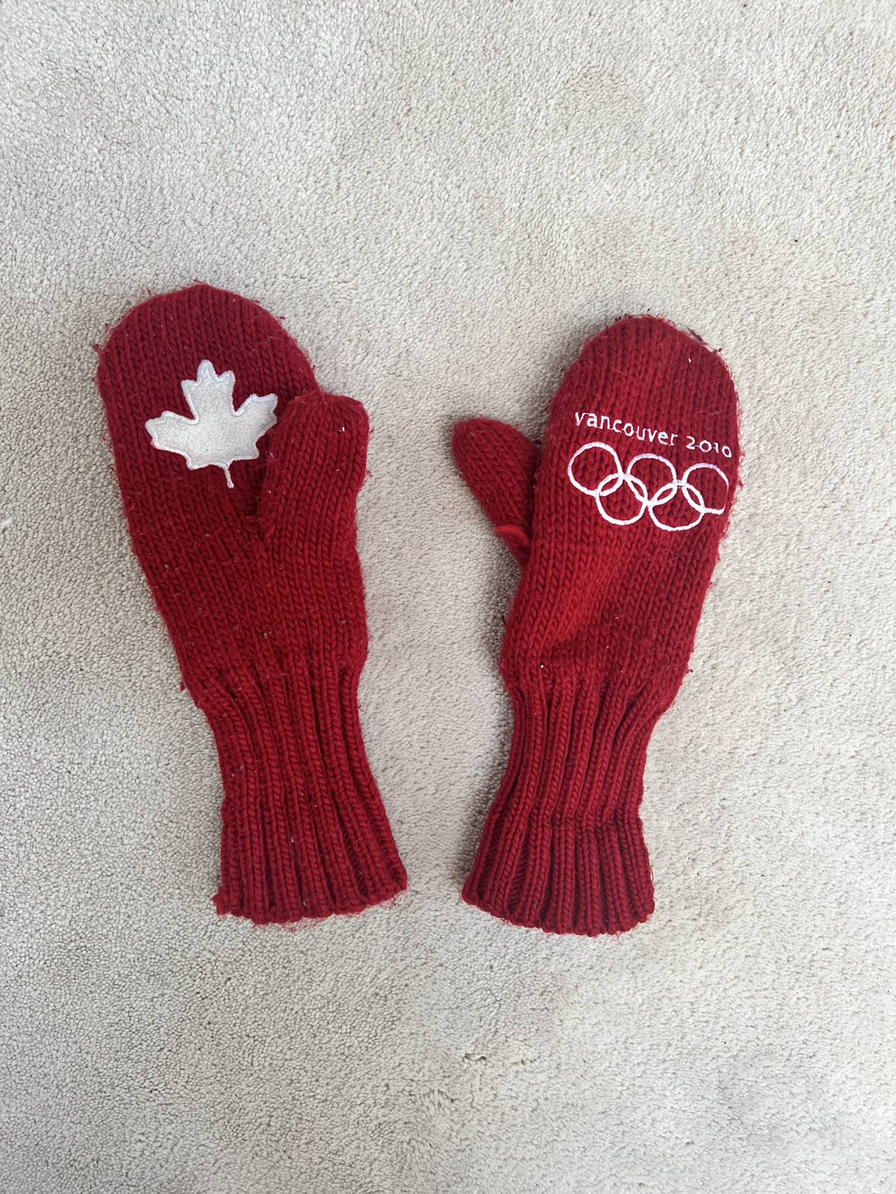 Olympic 2010 Red Woolen Mittens, small