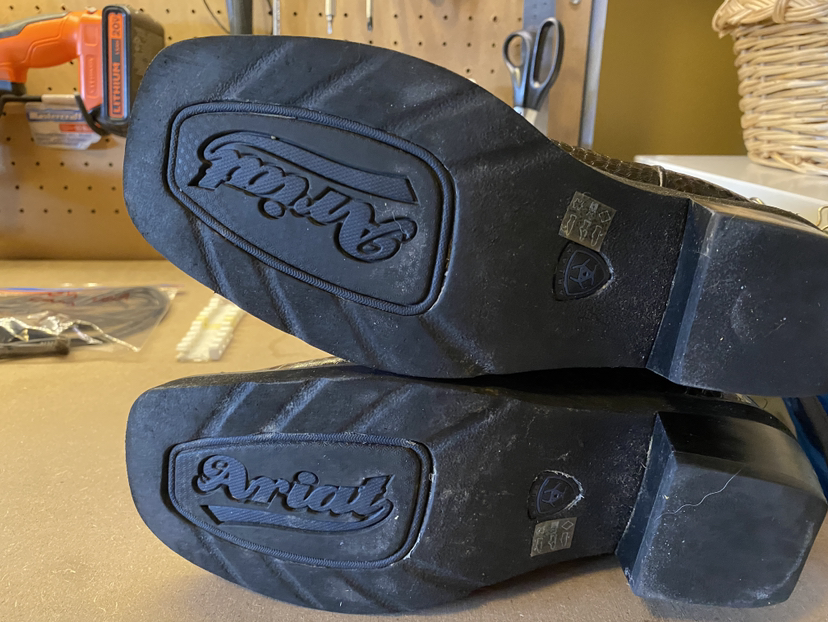 Ariat cowgirl boots - photo 3