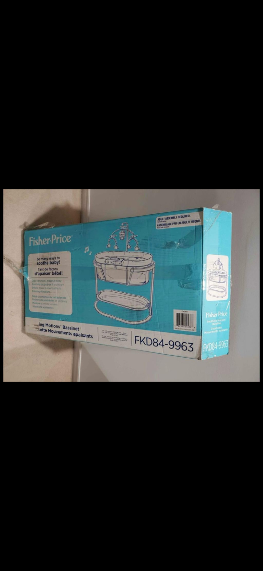 Fisher price bassinet for sell in very good condition - photo 3