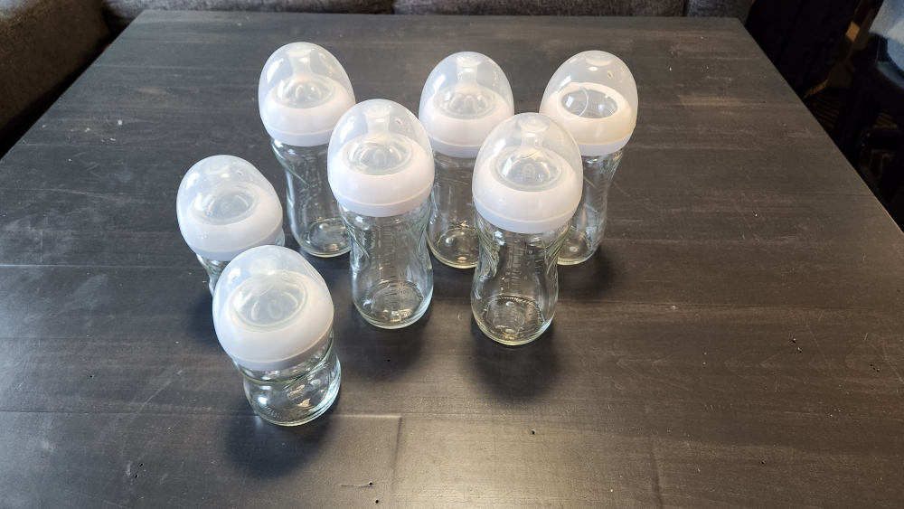 avent glass bottles