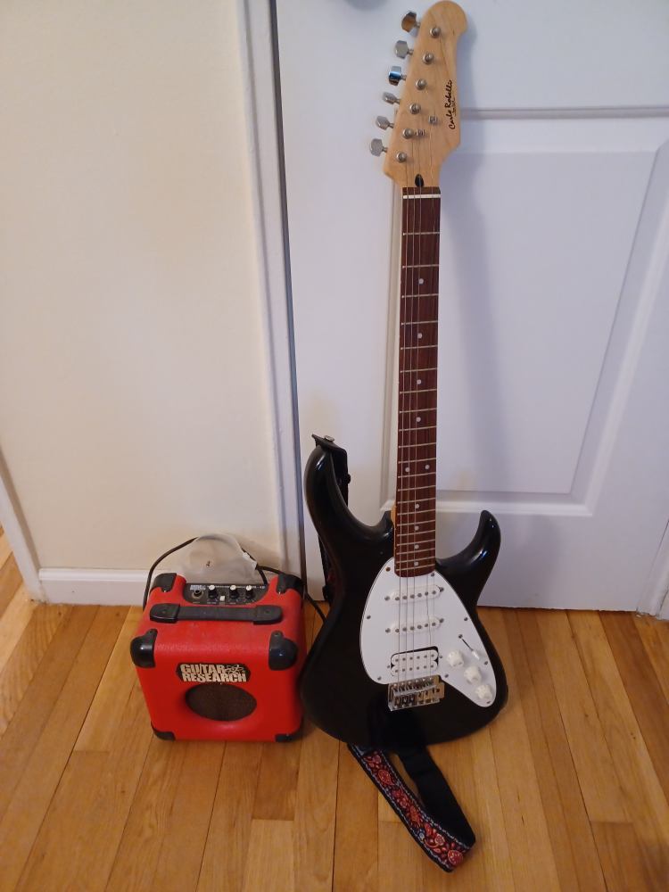 Electric guitar with Amplifier