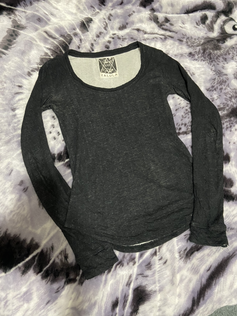 TALULA long sleeve #freecycle #donatingsoon thumbnail