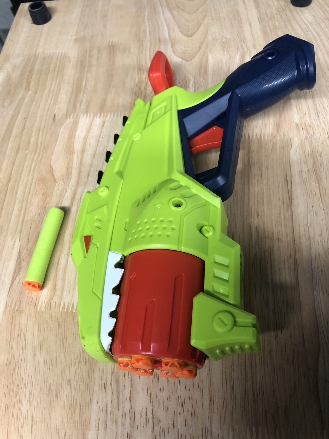 Toy nerf gun