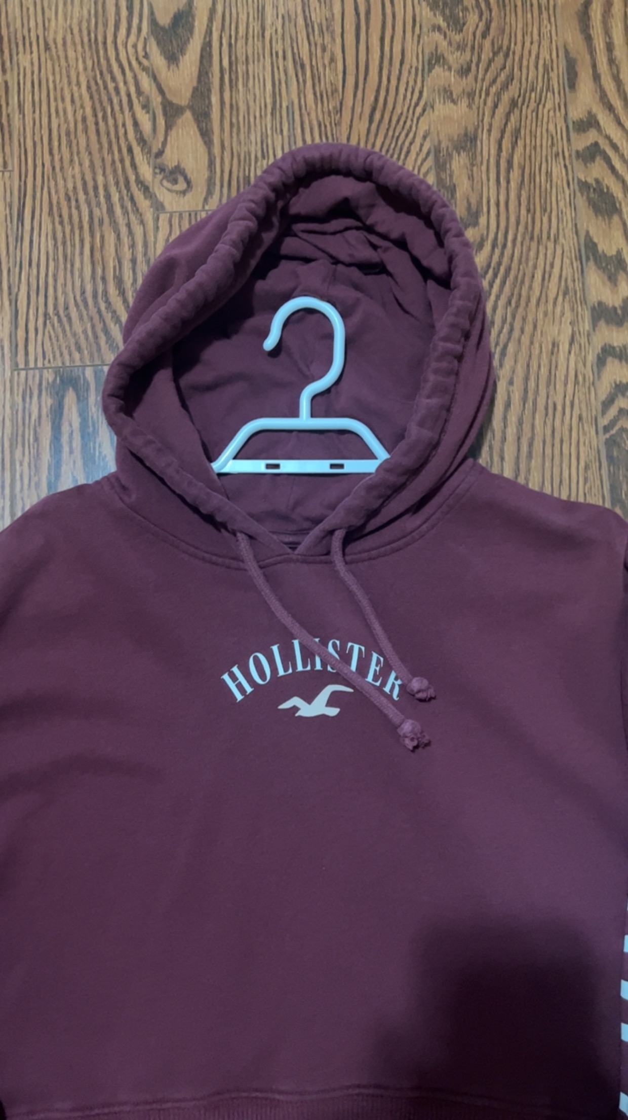 Women’s Sweater NEW thumbnail