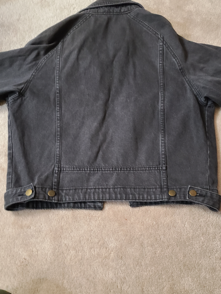 Women's Sadie & Sage denim black jean jacket Size S/M image indicator(4)