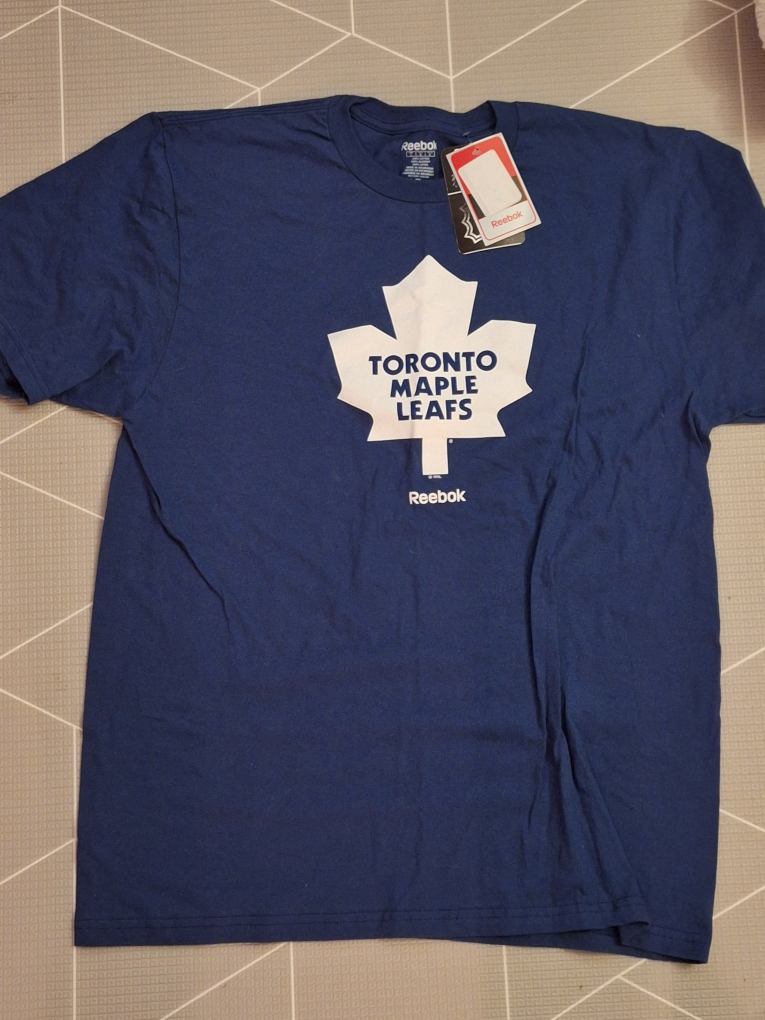 Brand New Maple Leafs Tshirt