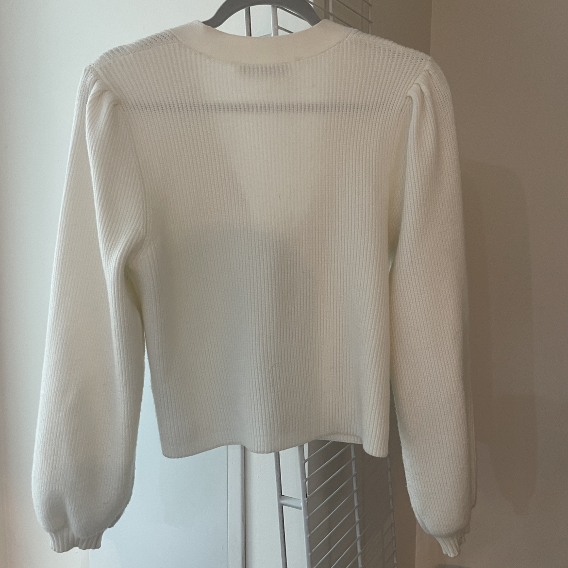 Zara ribbed chunky knit cardigan with balloon sleeves (small) image indicator(5)