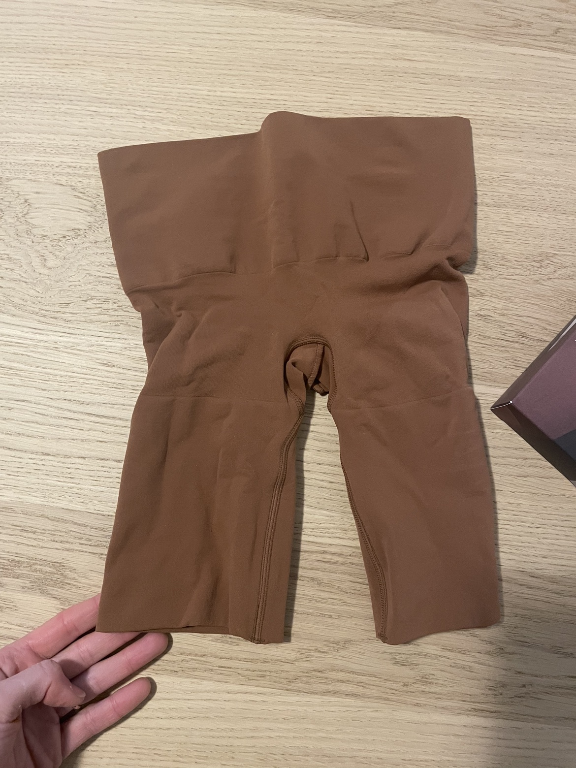 SKIMS butt enhancing shapewear (brand new) image indicator(5)