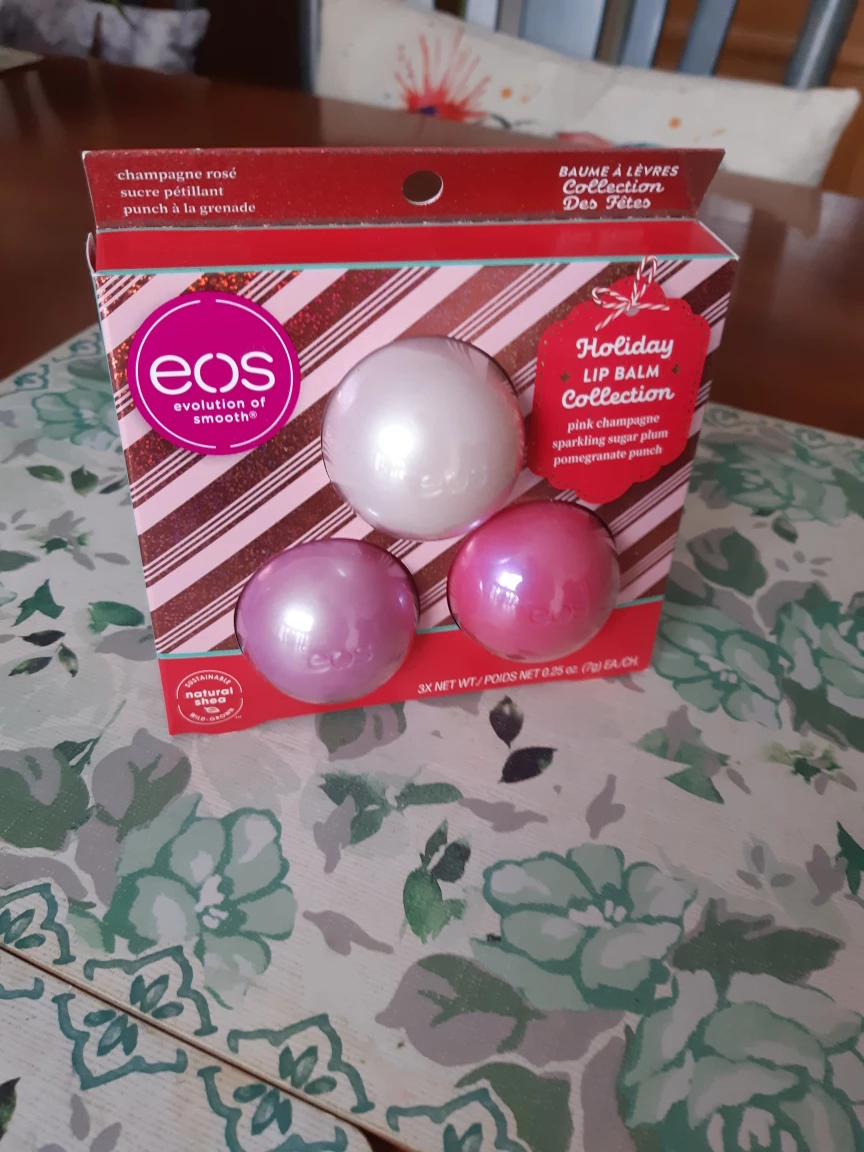 eos Holiday Lip Balm | Bingo 🎯 thumbnail
